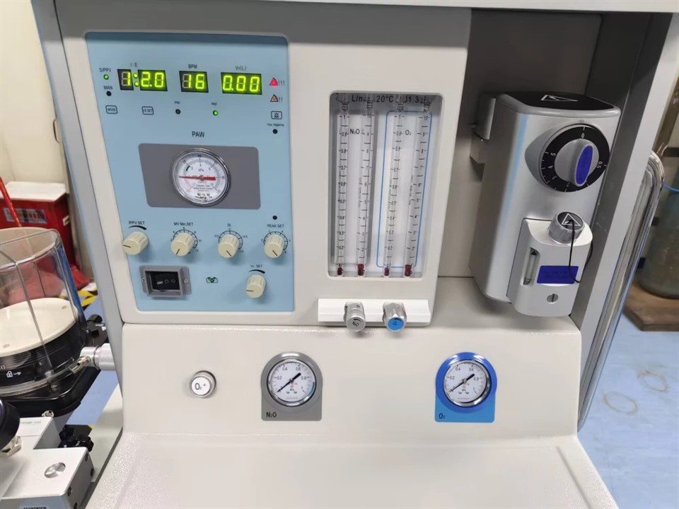 Anesthesia Machine FTL-JINLING01 Economic Model suppliers